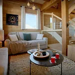 Matidi - Ovo Network Chalet